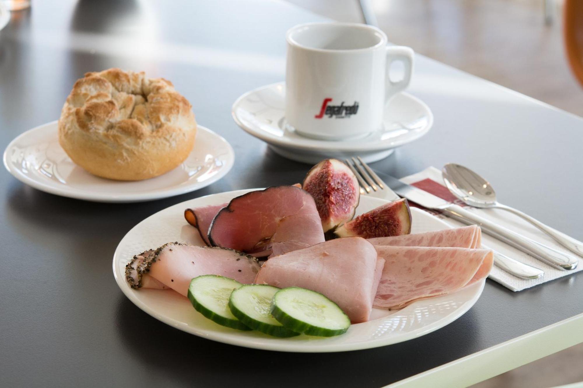 Arte Hotel Krems Luaran gambar